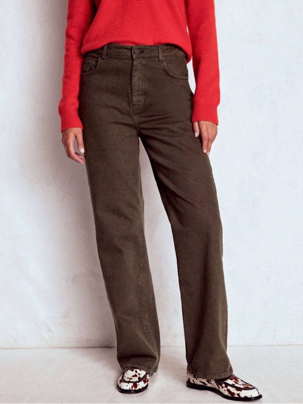 Boden Straight-Leg Jeans in Dark Brown